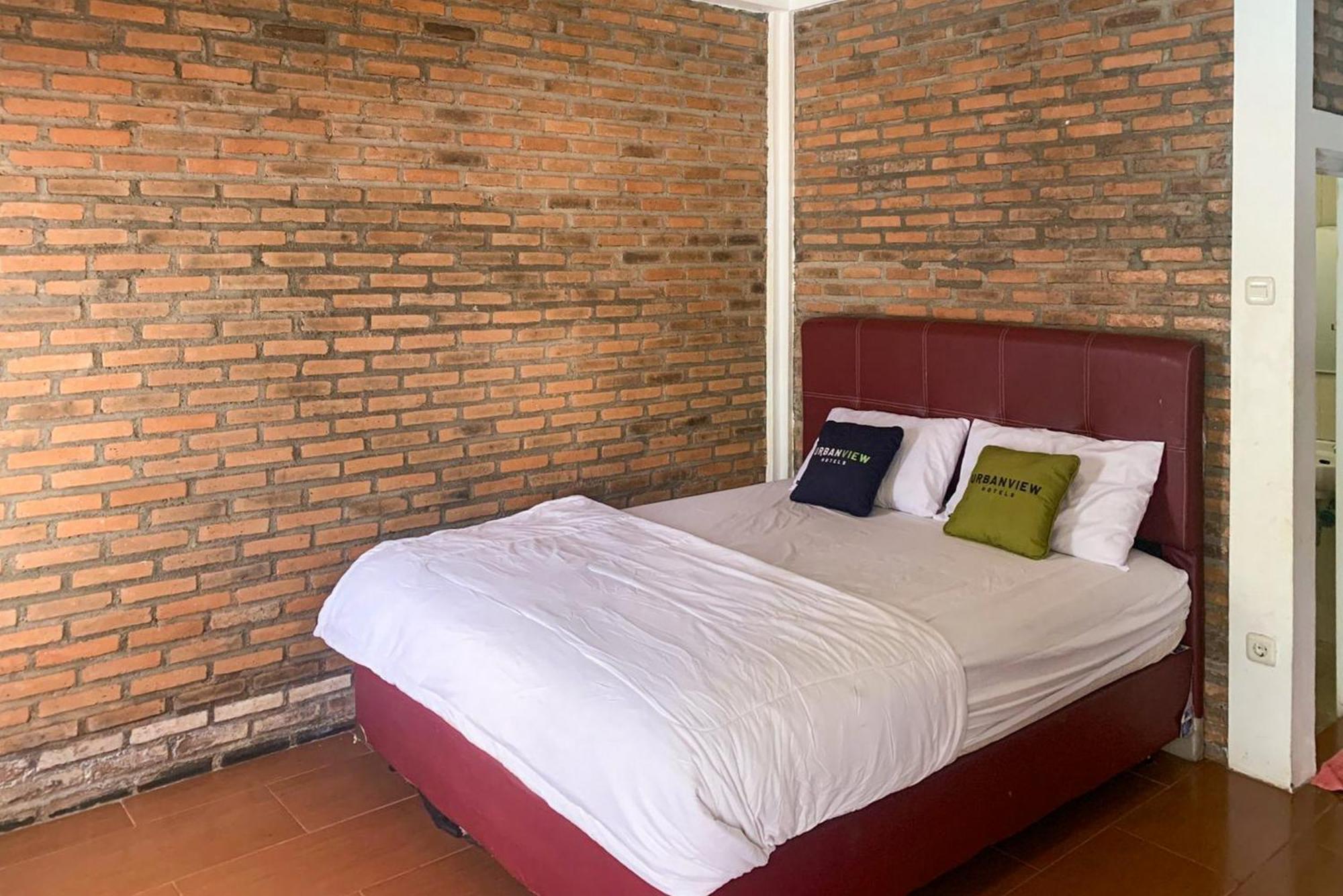 Urbanview Hotel Villa Q Gisting Bandjarnegeri Extérieur photo