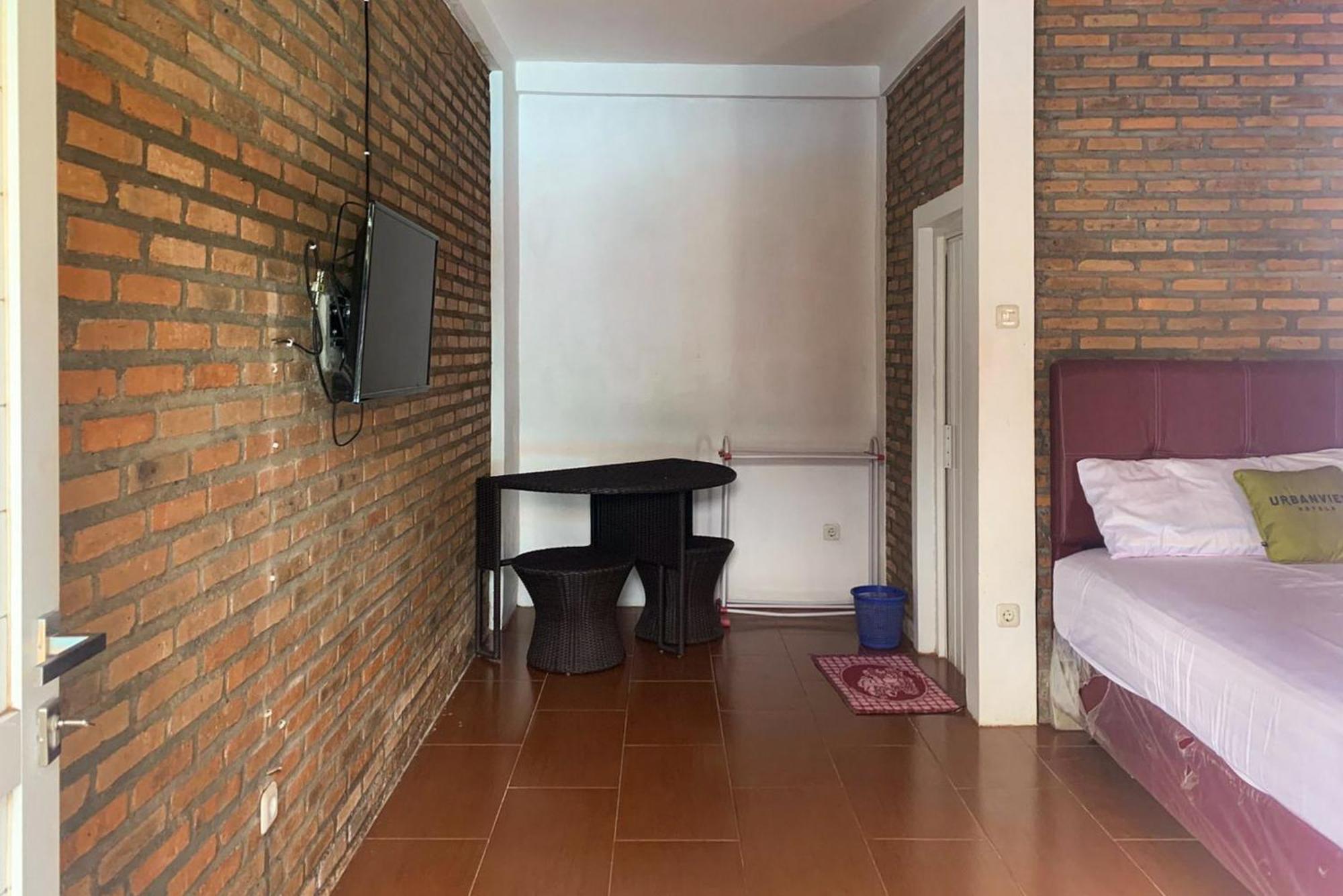 Urbanview Hotel Villa Q Gisting Bandjarnegeri Extérieur photo