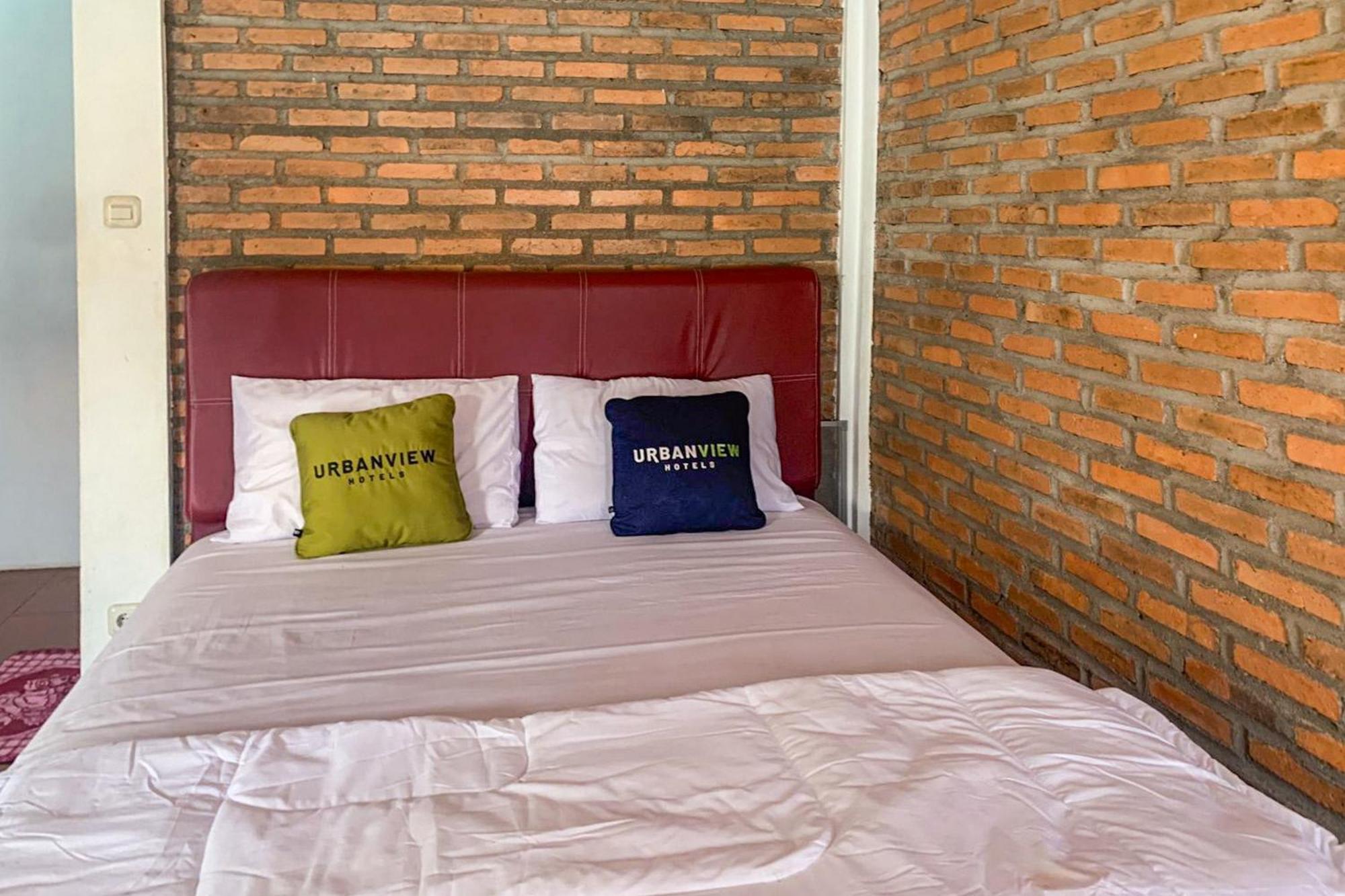Urbanview Hotel Villa Q Gisting Bandjarnegeri Extérieur photo